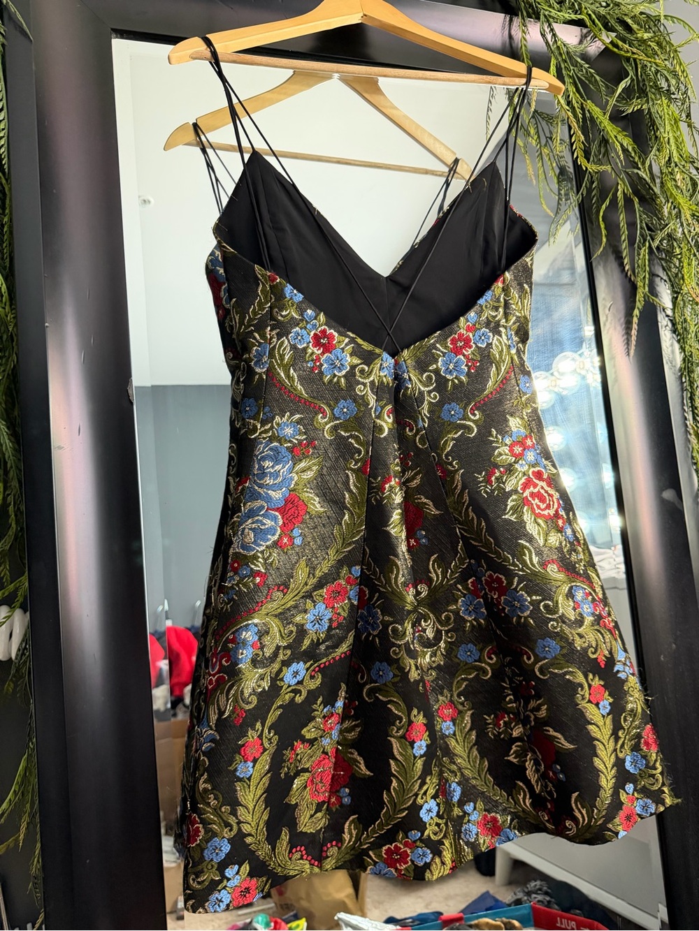 NWT Alice + Olivia Tayla Floral Jacquard Lantern Mini Dress | Size 12 - Picture 6 of 17